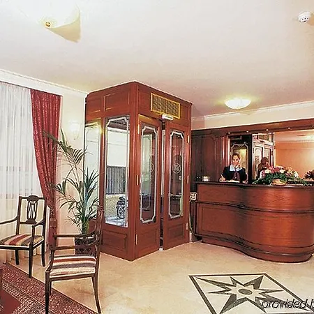 阿卡迪亚酒店 酒店 Corfu (city)