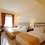 Otel Arcadion 3*